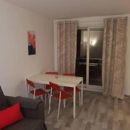 Le Rouennais Et Son Parking Prive Rouen